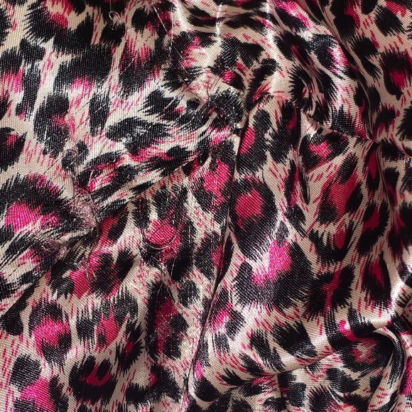 Cropped Hot Pink Puffer Bubble Jacket - Picture 6 of 8